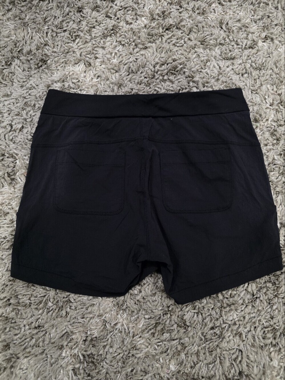 Athleta Trekkie Cargo Shorts Black 596369 Size 8 - Picture 6 of 7